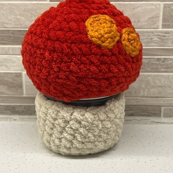 Mushroom handmade crocheted storage jar - Picture 3 of 3